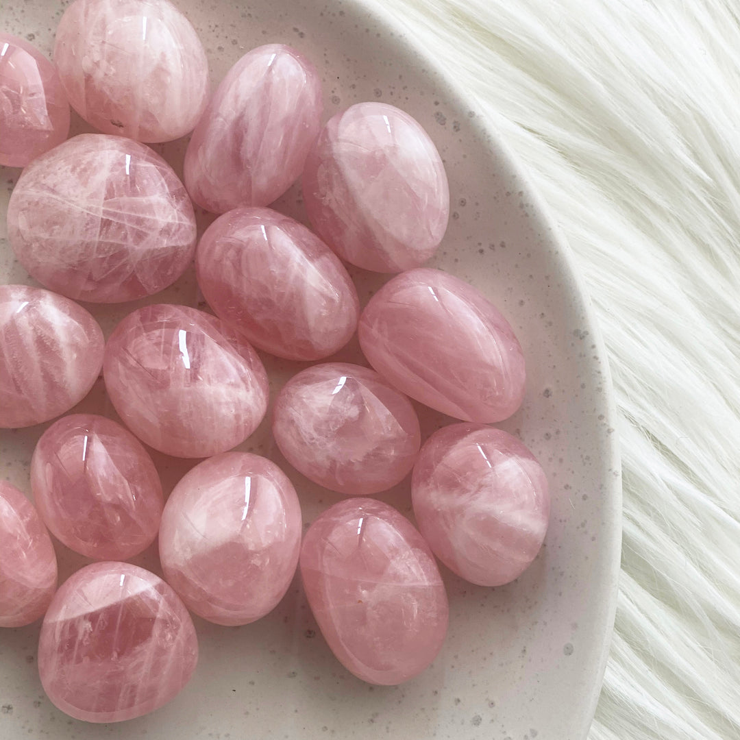Rose Quartz What Is My Zodiac Birthstone Gem Taurus Zodiac